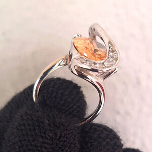 Striking Zircon Ring with transparent Oval Crystal Stone Orange 925 Silver Size6
